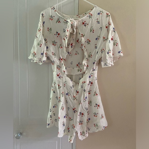 NWT Forever 21 Romper floral dress-like Small - Picture 3 of 8